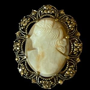 Antique Carved Shell Cameo Brooch ~ Pendant ~ Art Deco ~ GORGEOUS!